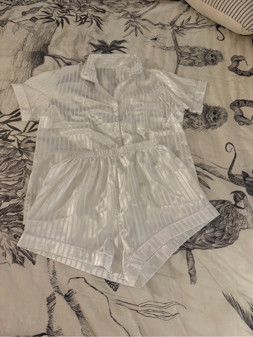 Satin Stripe Short Pajama Set in White
